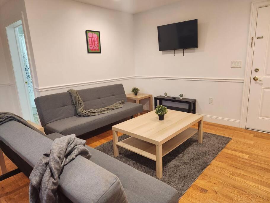 Luxurious 2 Bed ! Mins To Nyc! Apartment Union City Exterior photo