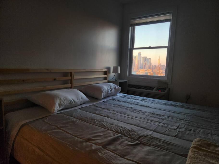 Luxurious 2 Bed ! Mins To Nyc! Apartment Union City Exterior photo