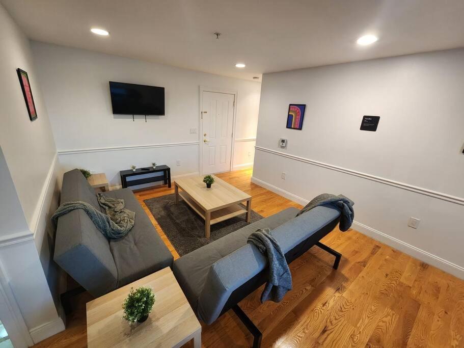 Luxurious 2 Bed ! Mins To Nyc! Apartment Union City Exterior photo
